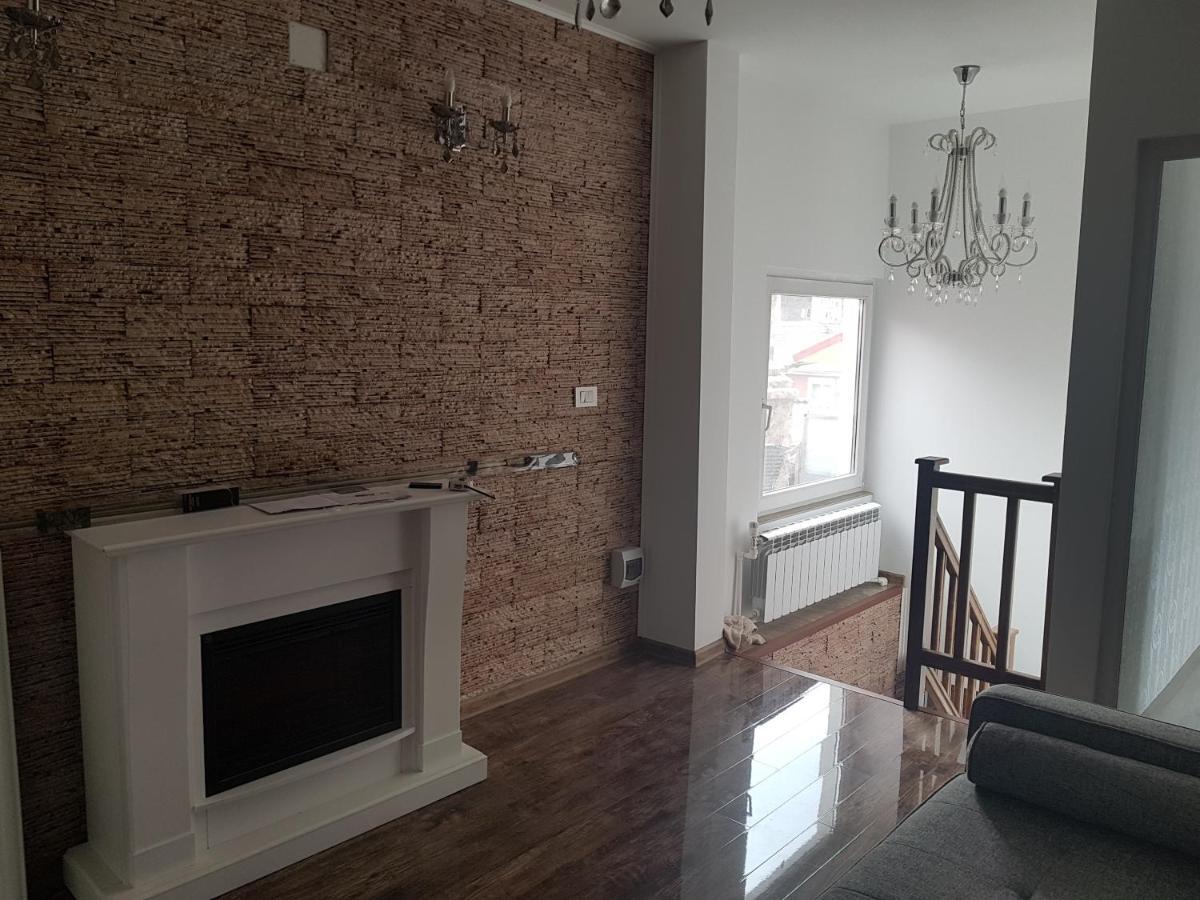 Hotel Casa Cojanu Petroşani Esterno foto